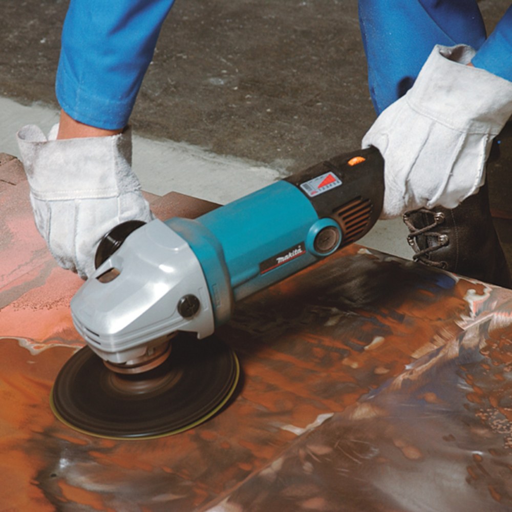 Makita sa7000c