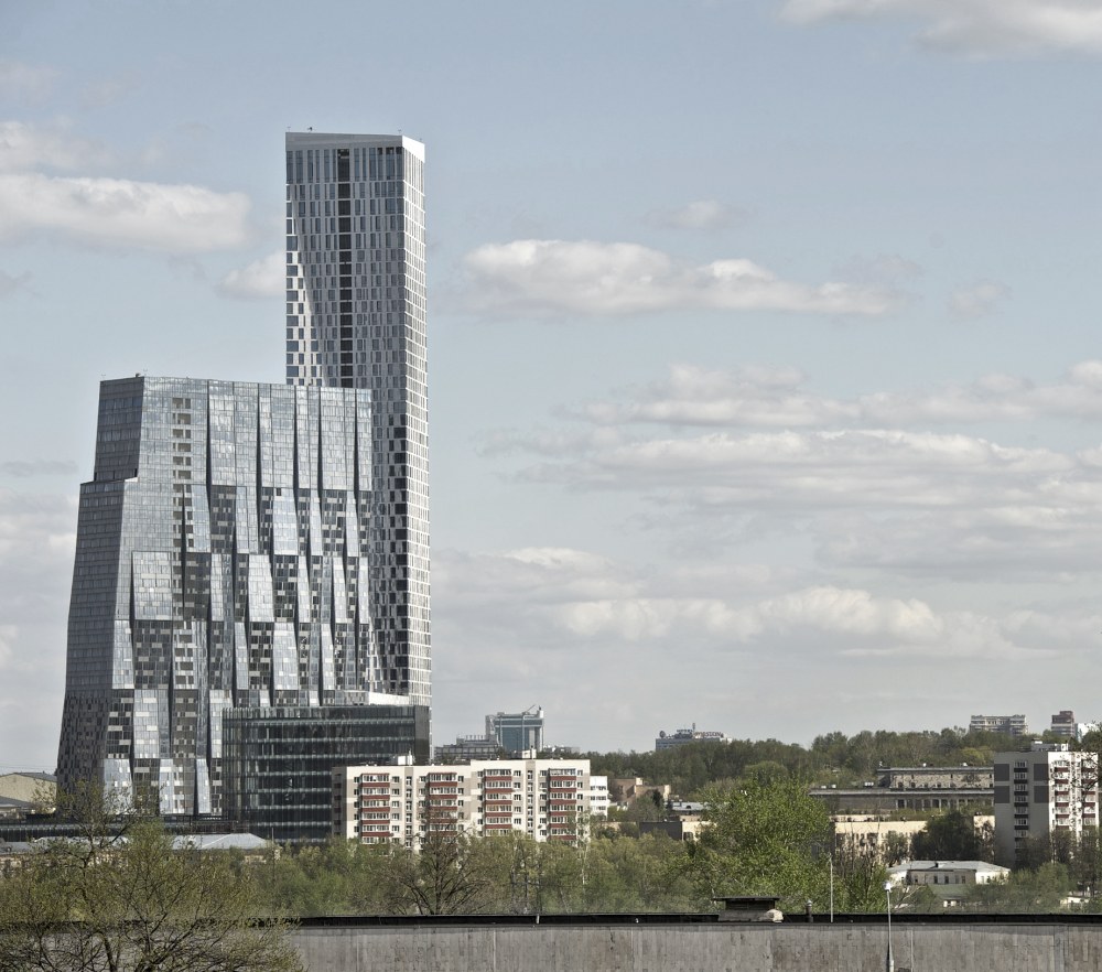 Жилой дом на Мосфильмовской.Sergey Skuratov Architects