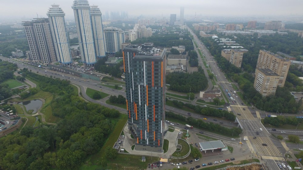 Пик на Мосфильмовской