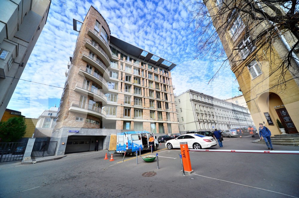 Брюсов переулок, дом 19 Москва