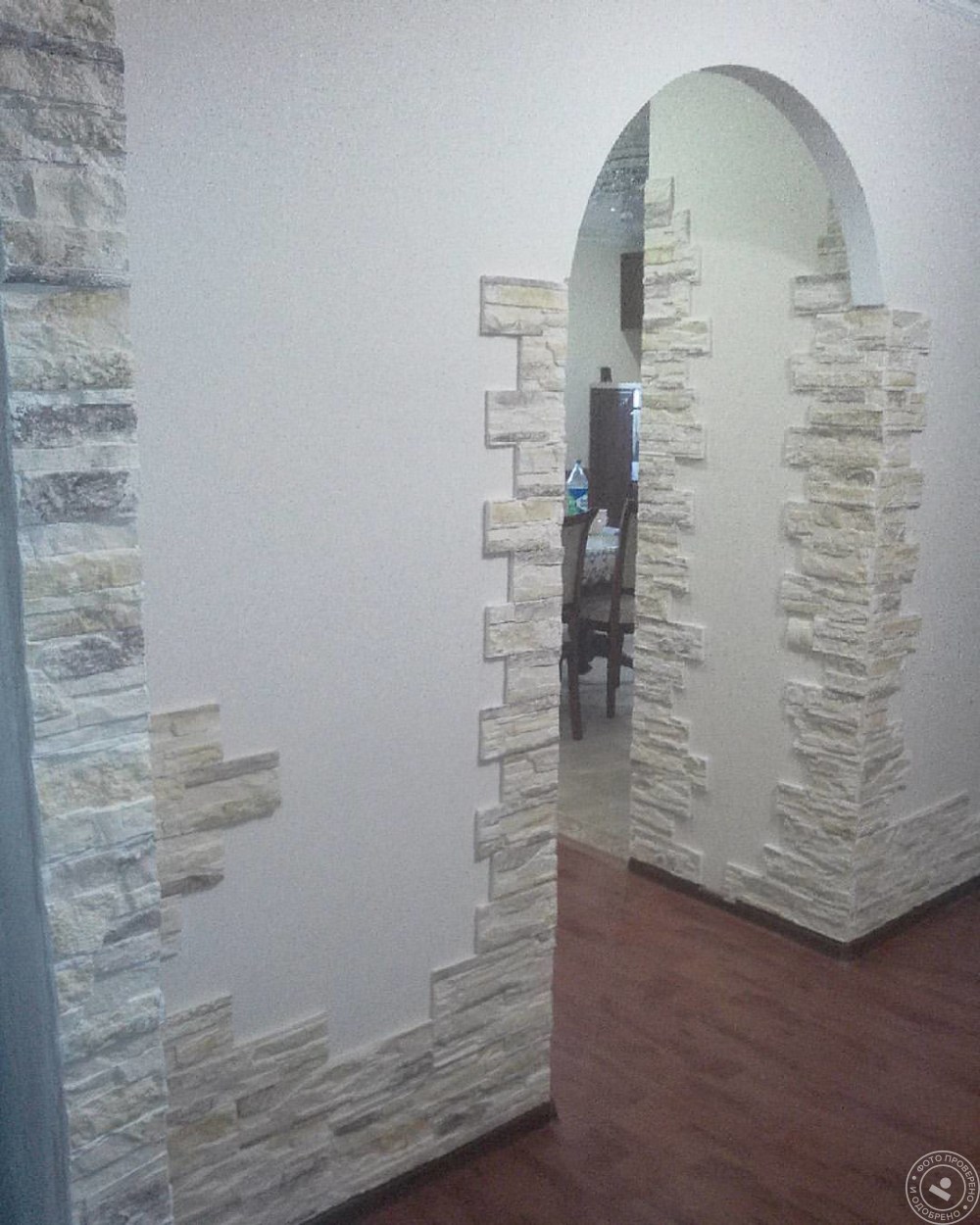Отделка арки декоративным камнем