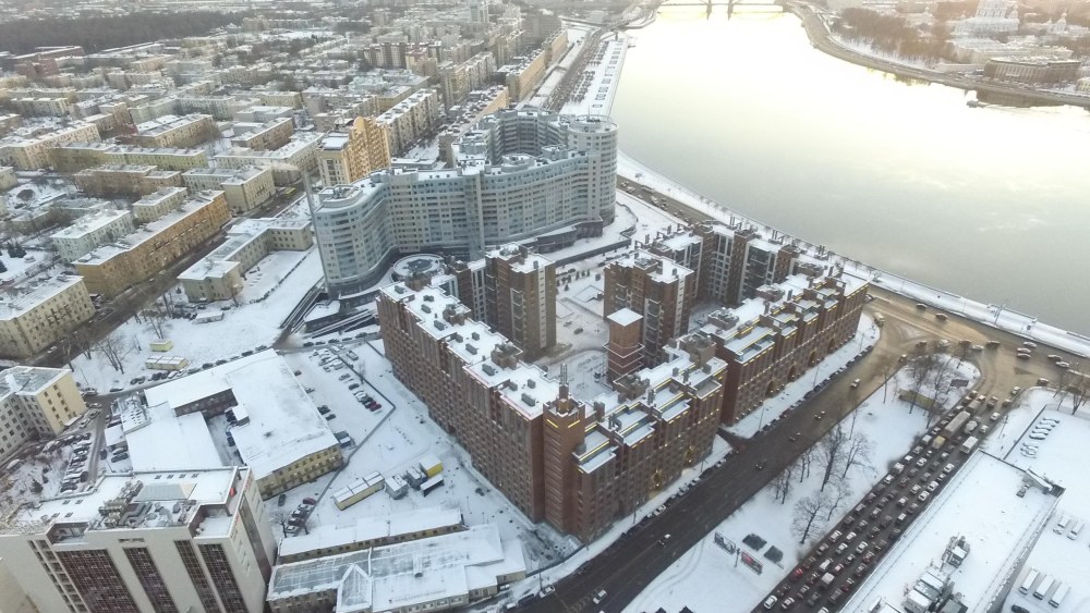Дом на излучине Невы СПБ