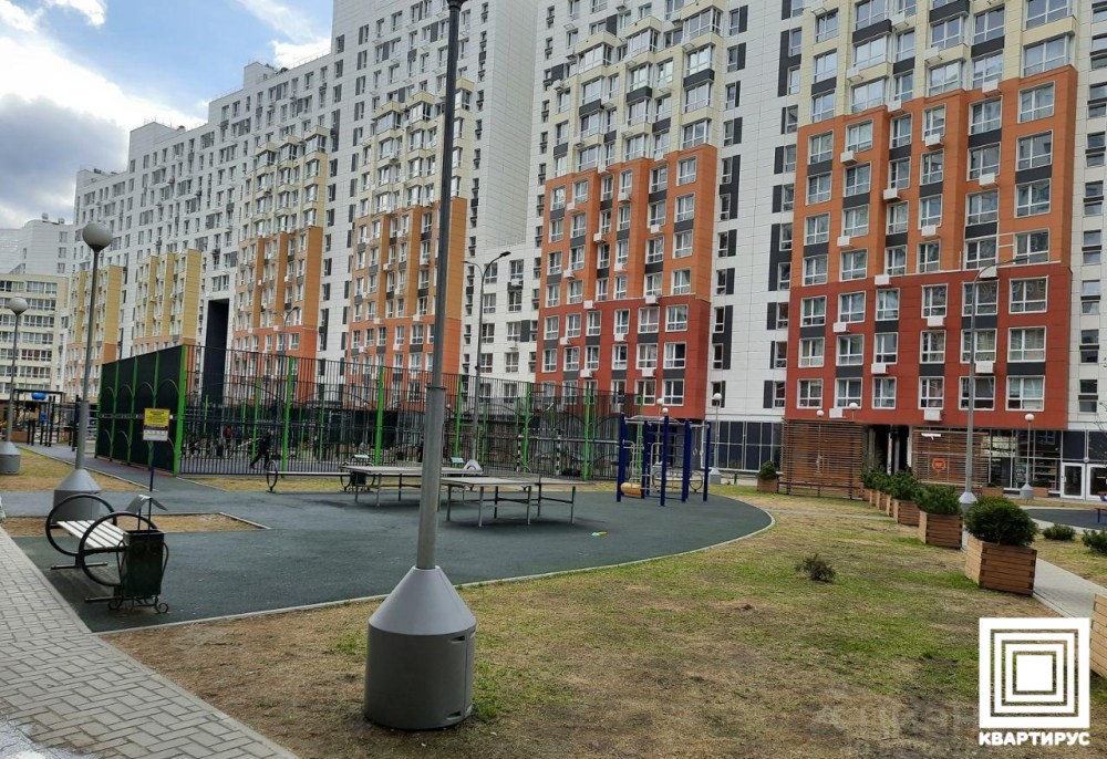 Королев Легостаева 8 парад планет