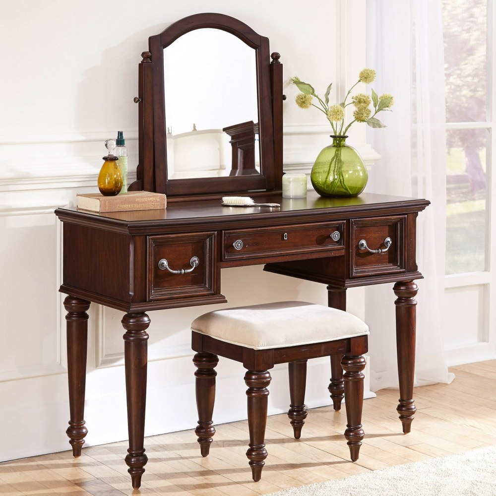 Стол туалетный Metal Vanity Table