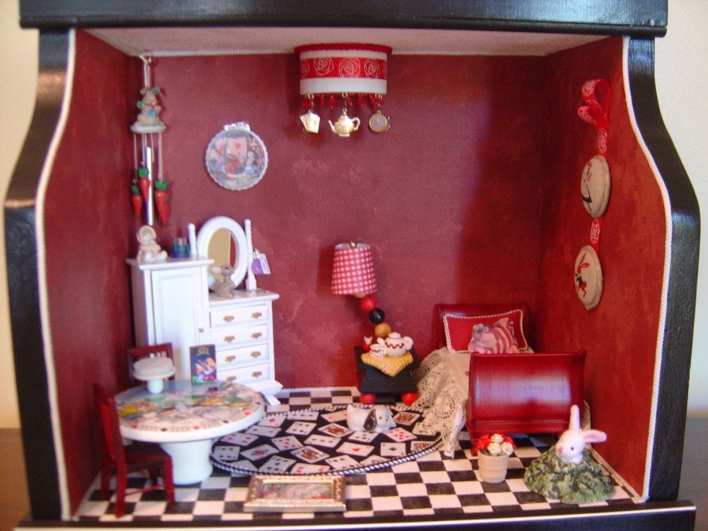 Alice in Wonderland Room