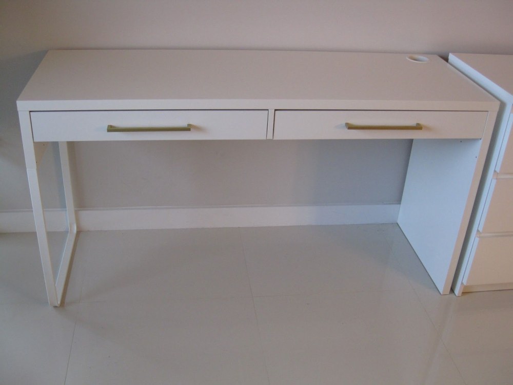 Стол Micke ikea 1400