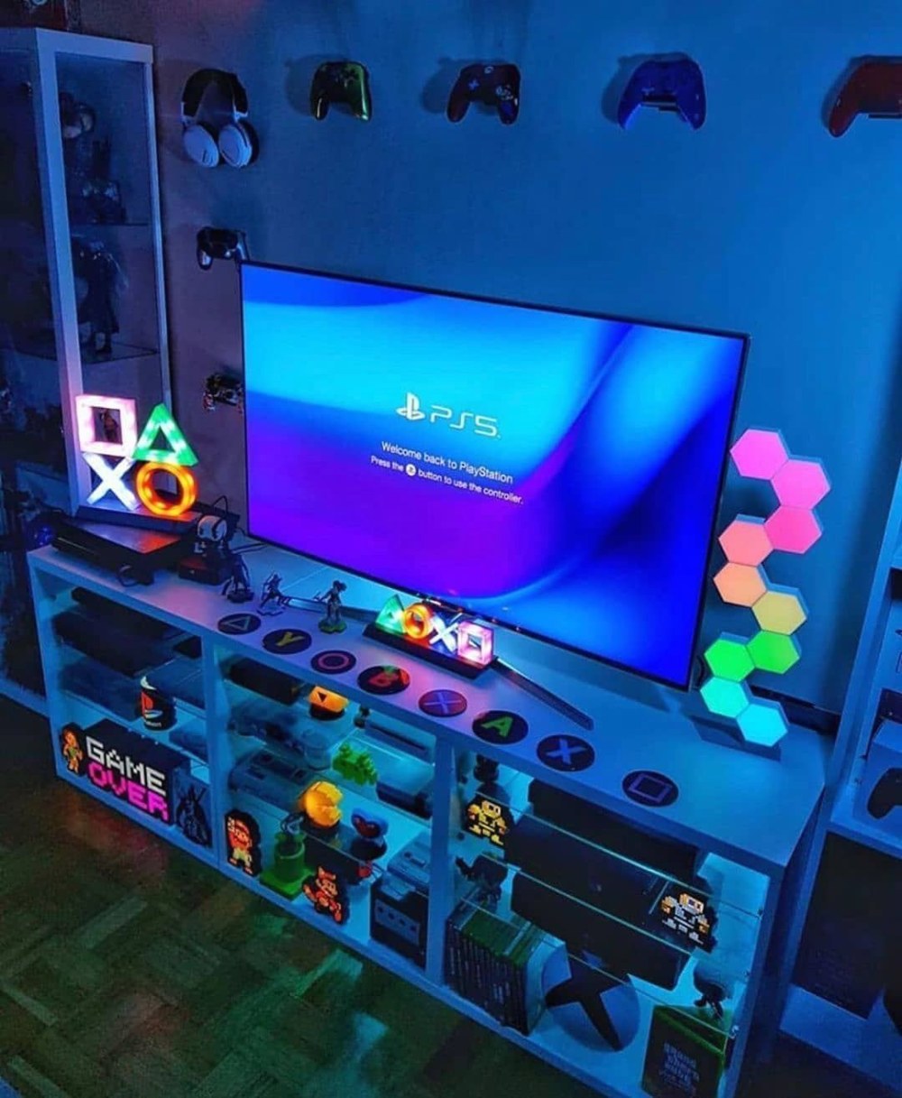 Геймерская комната ps4