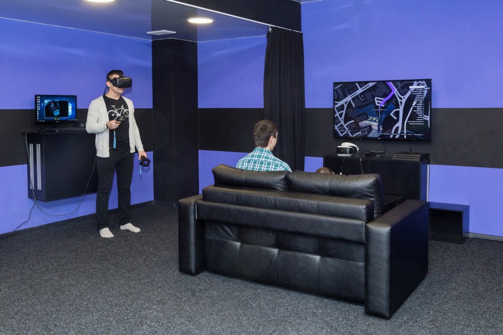 Игровой зал PLAYSTATION 4