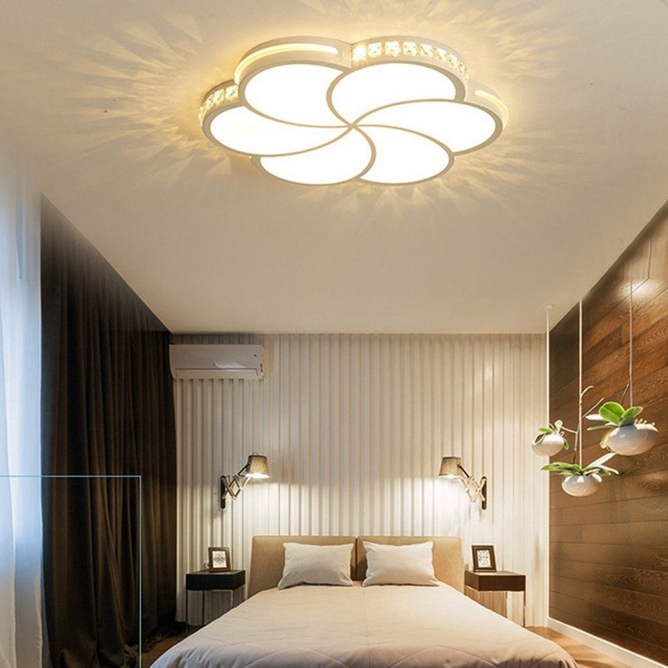 Люстра Guang White Feather Chandelier