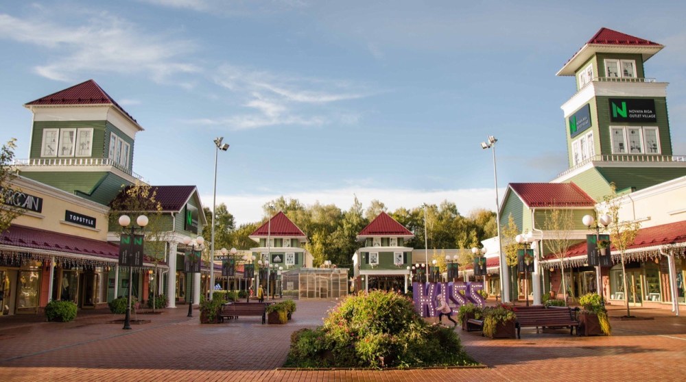ТЦ новая Рига Outlet Village
