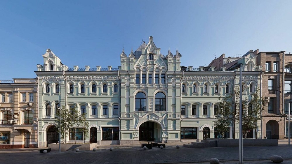 Кузнецкий мост 12 by Lalique