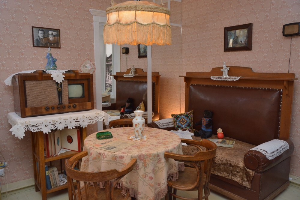 Мебель сталинский Ампир СССР