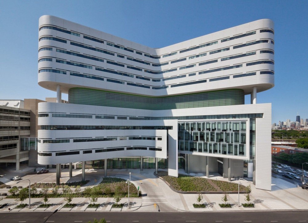New Hospital Tower Rush University Medical Center / Perkins&will
