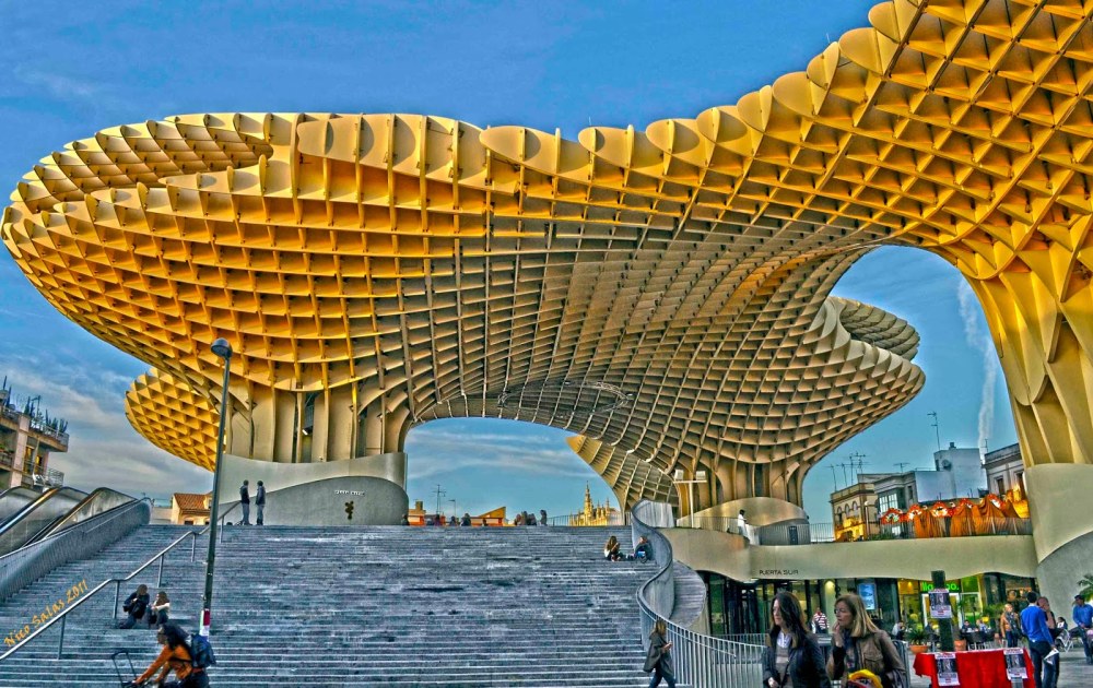 Культурный центр las Setas de Sevilla (Севилья, Испания)