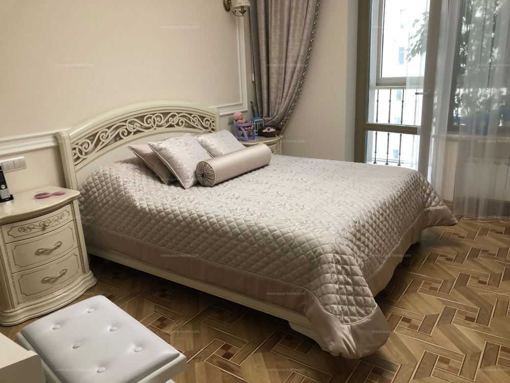 Пледы на кровать в спальню