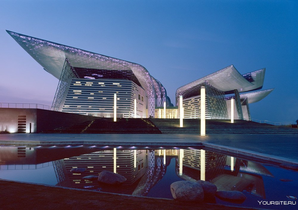 Большой театр в китайском городе Уси (Wuxi Grand Theatre)