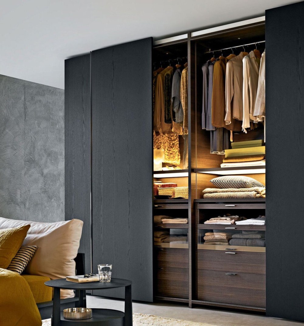 Шкаф купе Sliding-Door Wardrobe