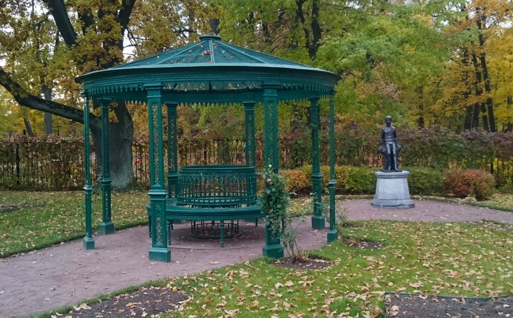 Парк Александрия Петергоф дворец