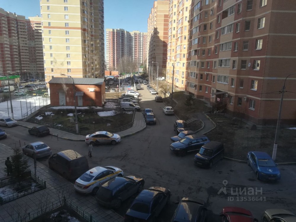 Киров, ул. архитектора Валерия Зянкина, 13