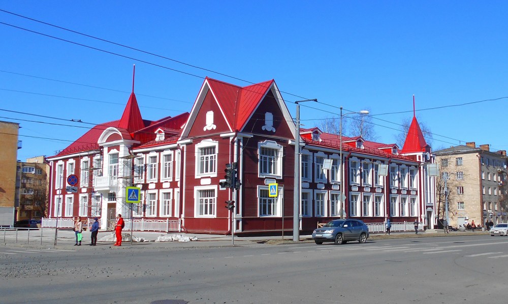Петрозаводск Ленина поликлиника деревянное здание