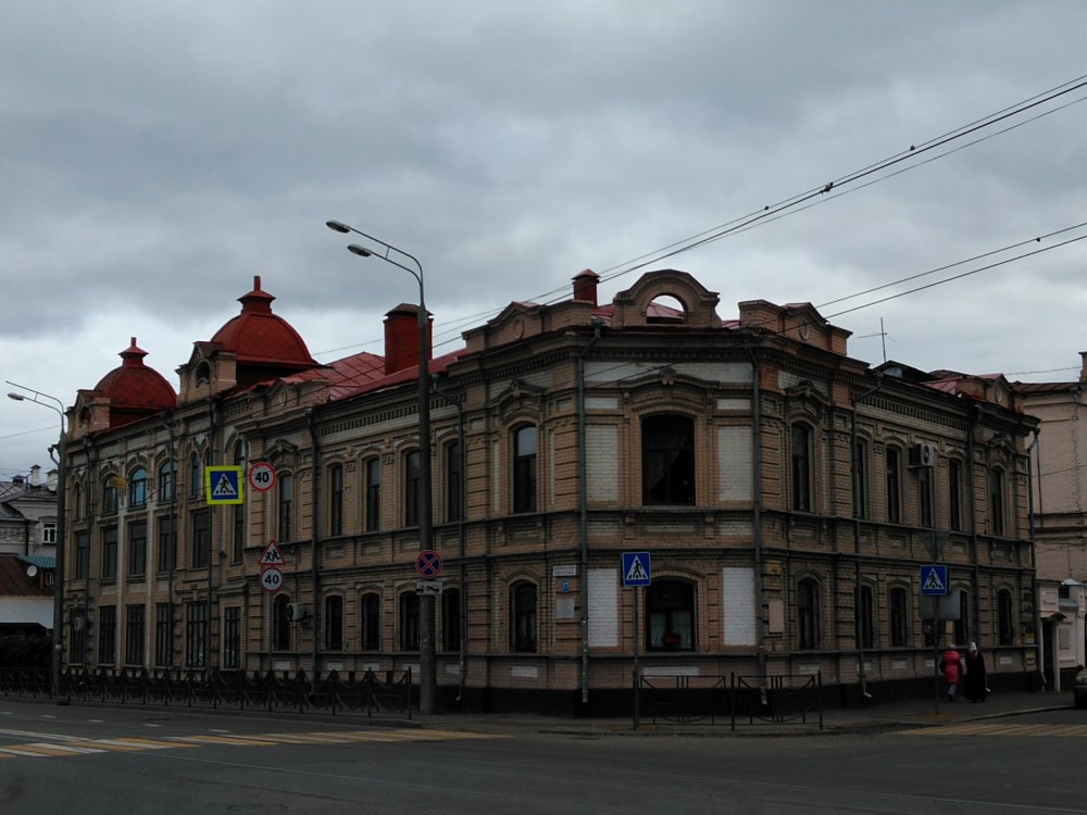 Тукая 37 Казань