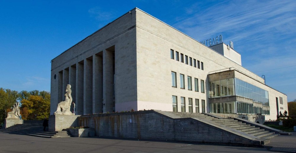 ТЮЗ Брянцева СПБ