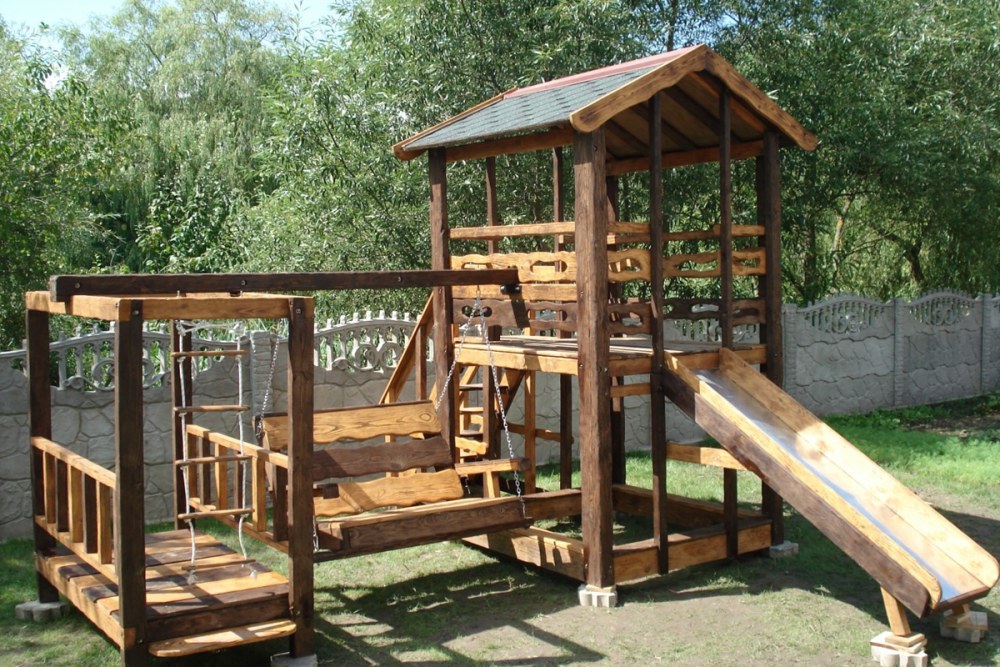 Деревянные детские площадки