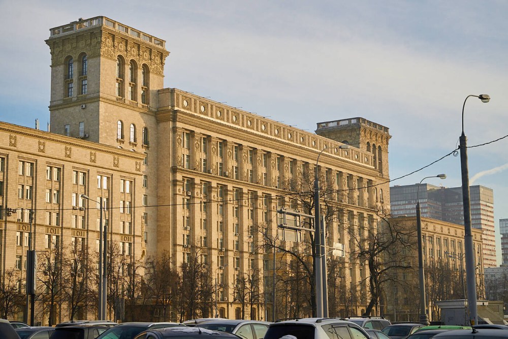 Здание мир Москва