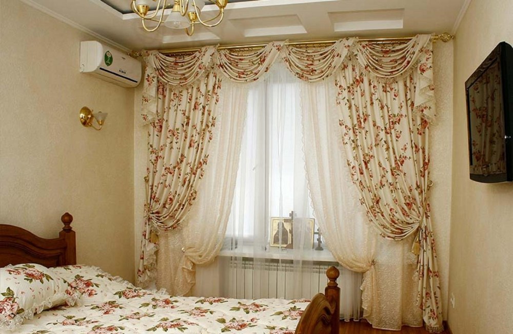 Красивые занавески в спальню
