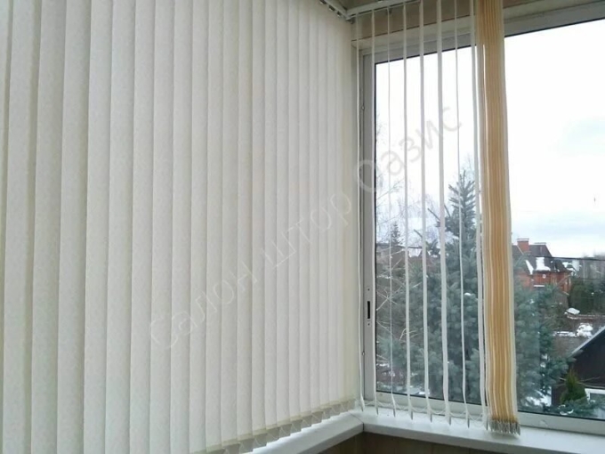 Вертикальные жалюзи на лоджию