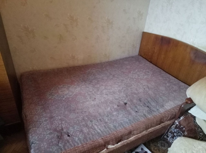 Кровати двухспалки коричневые старые