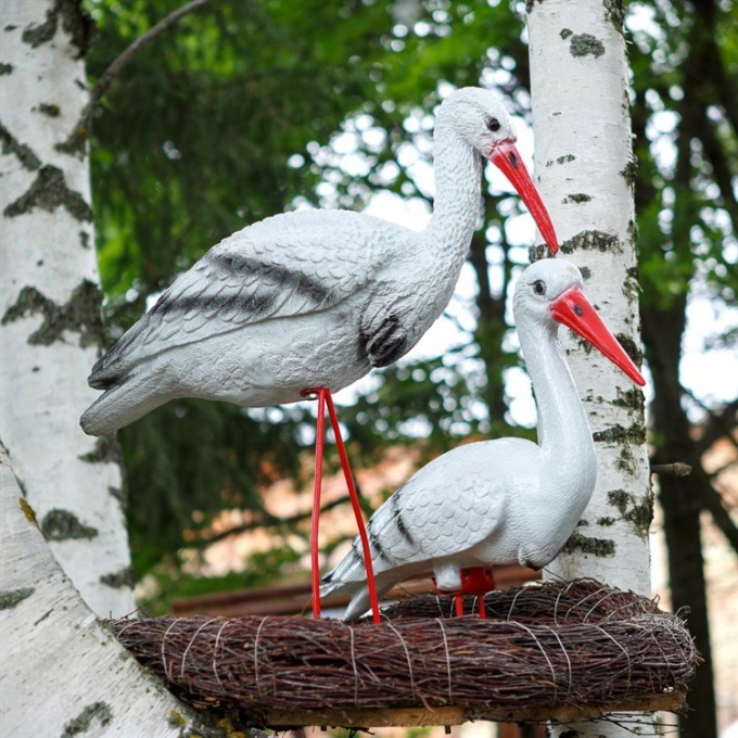 Фигурки для сада Аисты в гнезде