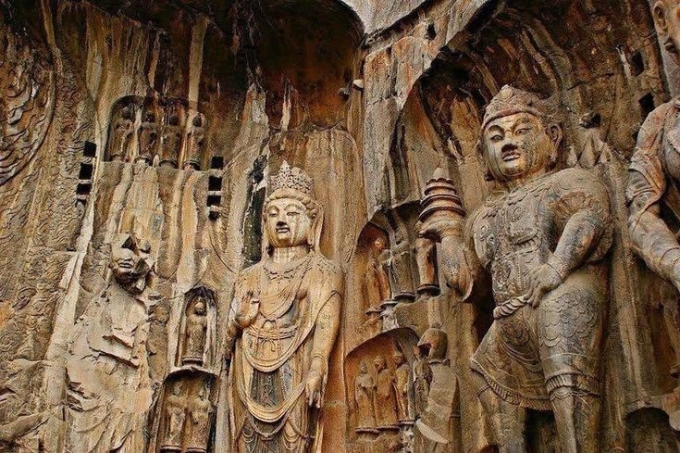 Пещерные храмы Лунмэнь