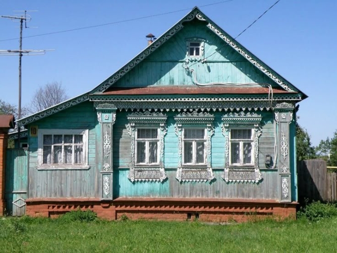 Деревенский деревянный дом