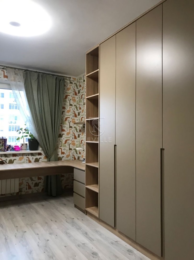 Комод совмещенный со шкафом