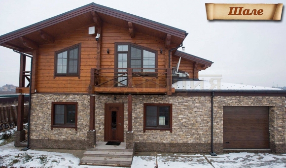Комбинированный дом из кирпича и бревна