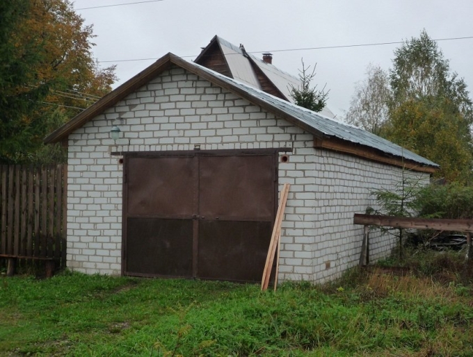 Гараж из кирпича
