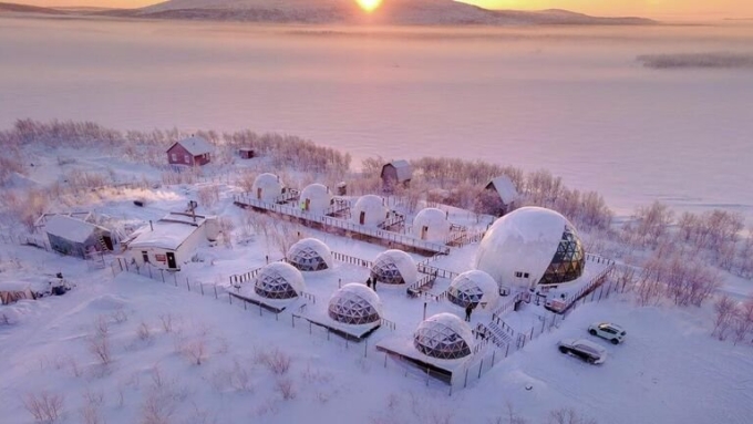 Глэмпинг Северное сияние Мурманск