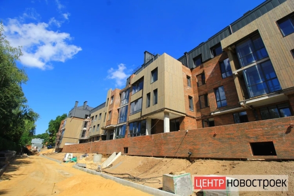 Багряная Форест клуб Воронеж