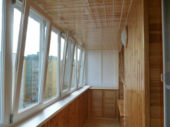 Отделка балкона изнутри