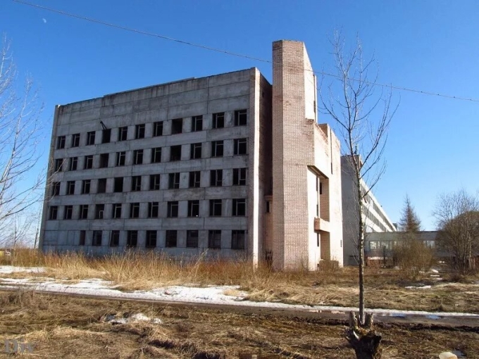 Заброшенный корпус Утес Чебаркуль
