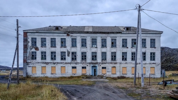 Заброшенная школа Териберка