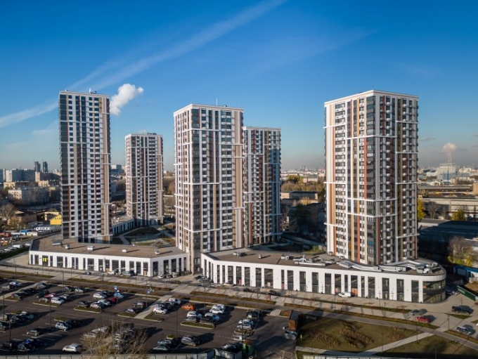 Life Варшавская