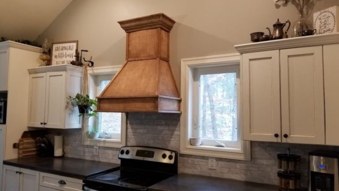 Кухонная вытяжка Kitchen Hood