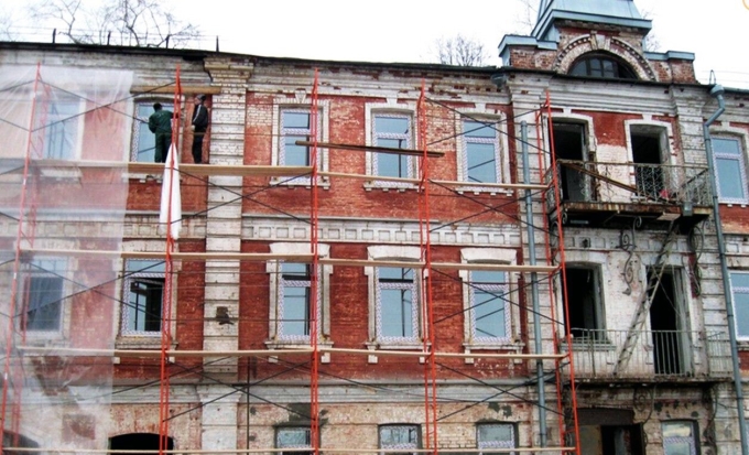 Реконструкция здания