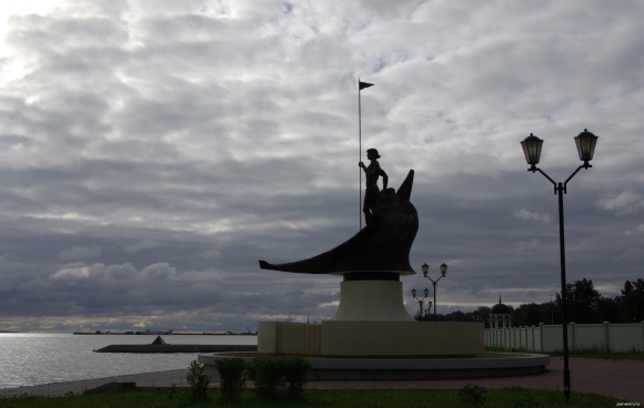 Петрозаводск набережная Онежского озера