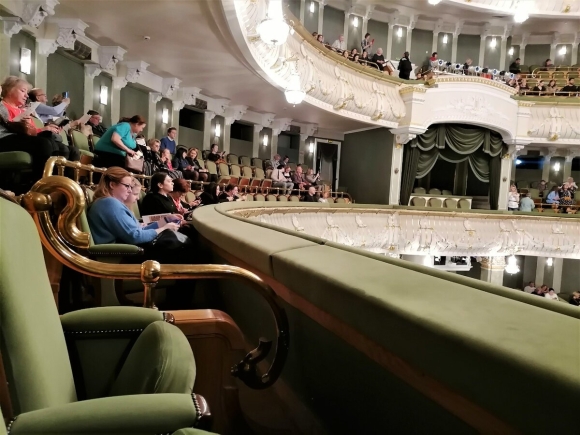 Новая сцена большого театра где находится вход