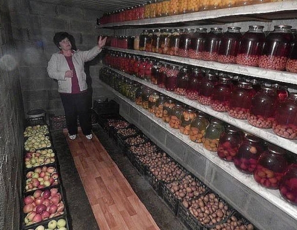 Хранение заготовок в погребе