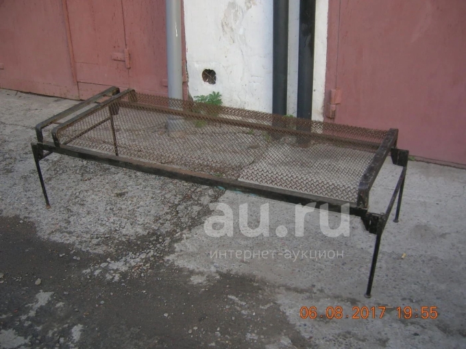 Кровать с панцирной сеткой