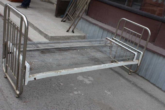 Кровать с панцирной сеткой